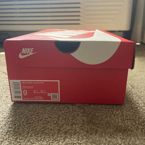 Nike Dunk Low Retro White Black Panda - Picture 5 of 6